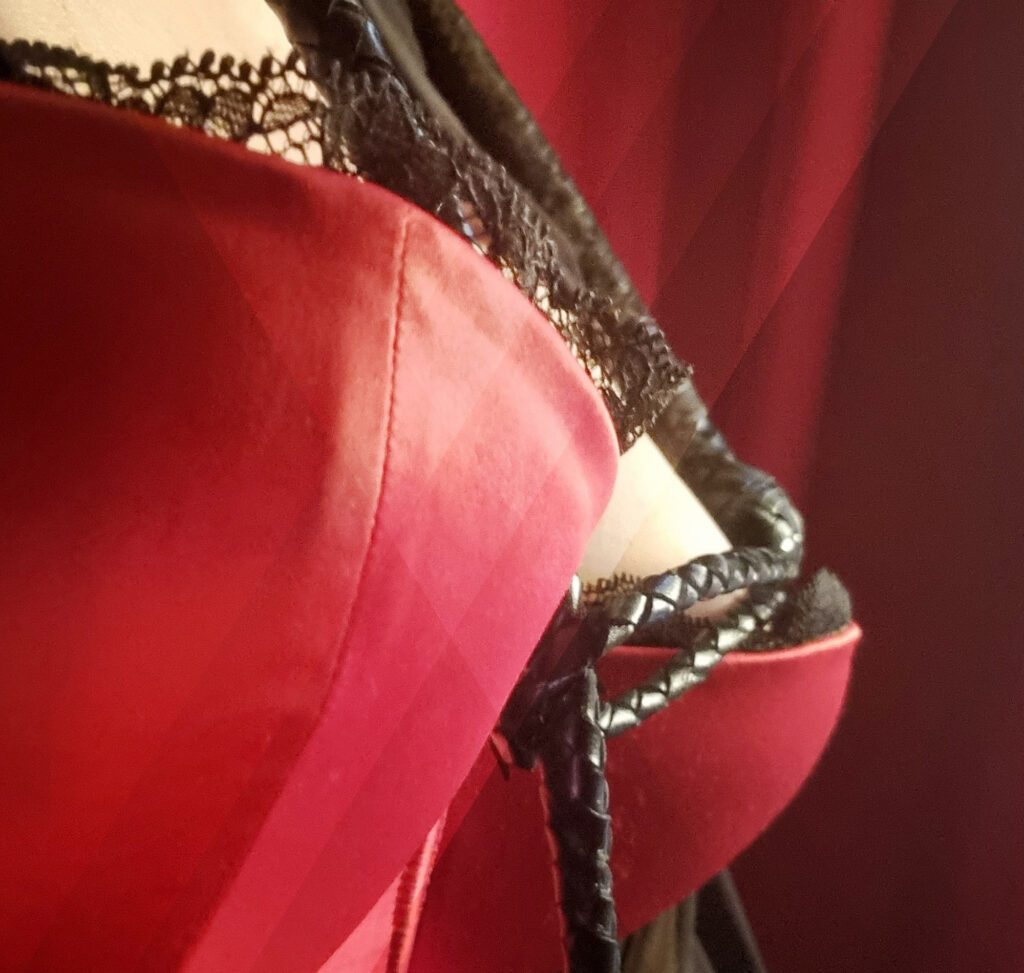 Dominatrix Mistress Paris